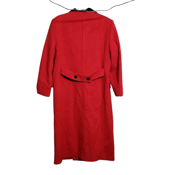 Vtg. 1970's Elegant Red 100% Wool Trench Coat Black Velvet Collar Sz16 Old Money - Picture 3 of 12